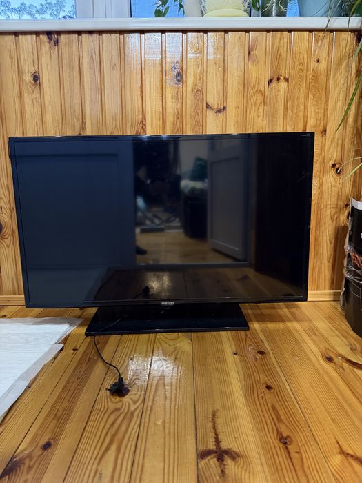 телевизор Samsung модель ue40eh6037k