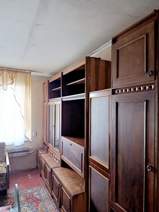 Оренда! Кімната у гуртожитку, Хіммістечко