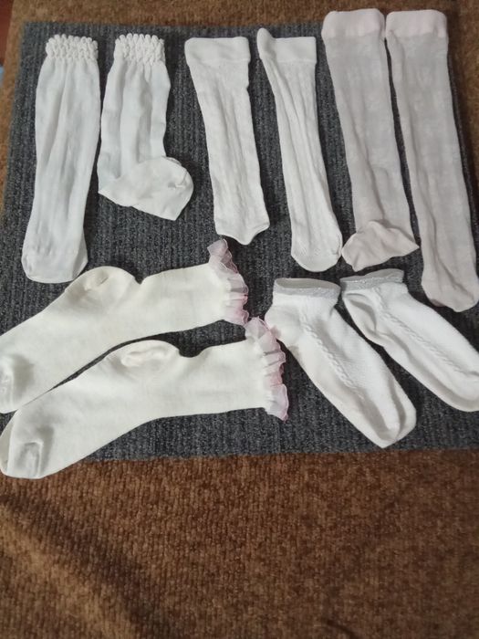 Дитячі шкарпетки, шапки,пов'язки