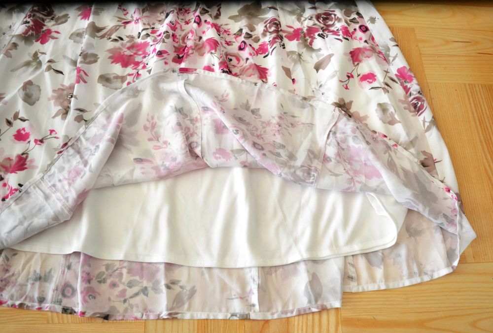 58^ bpc letnia spódnica szyfonowa w gumkę kwiaty  52/54 nowa