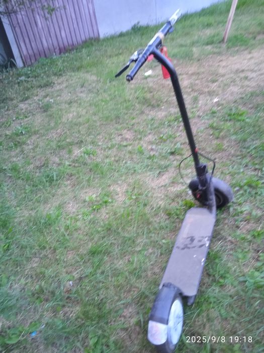 Електросамокат.    Електро