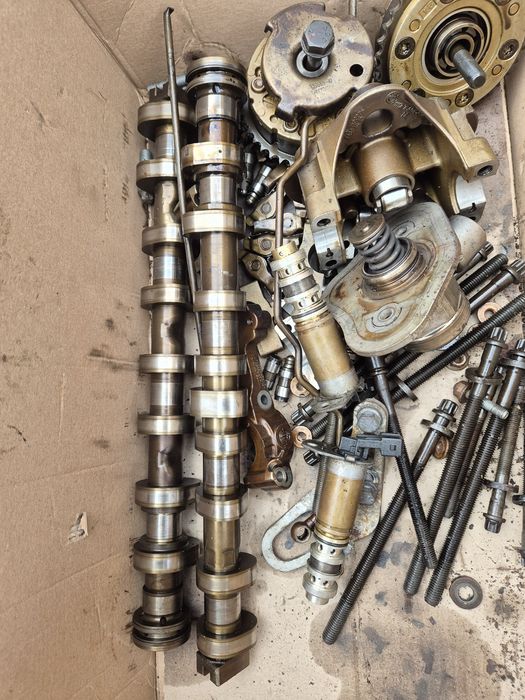 Głowica wałek koło rozrządu Vanos Bmw E90 E91 E87 E81  N43 318i 2.0i
