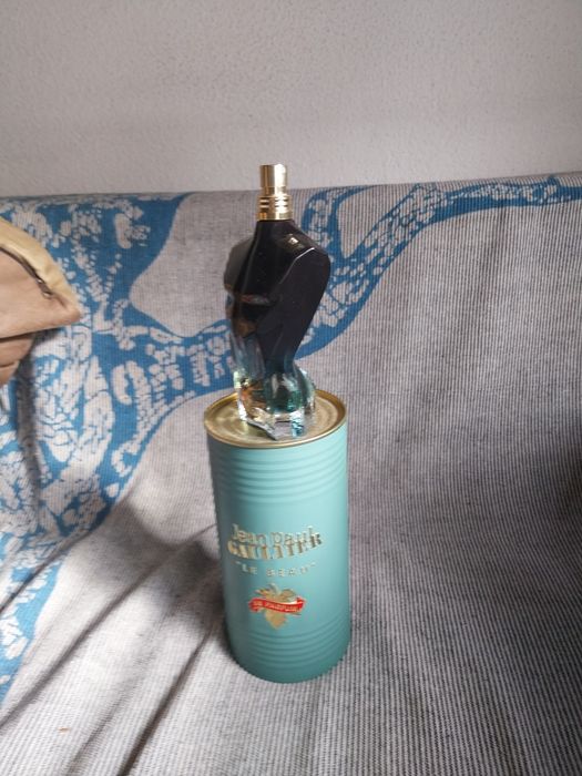 Vendo perfume  como novo