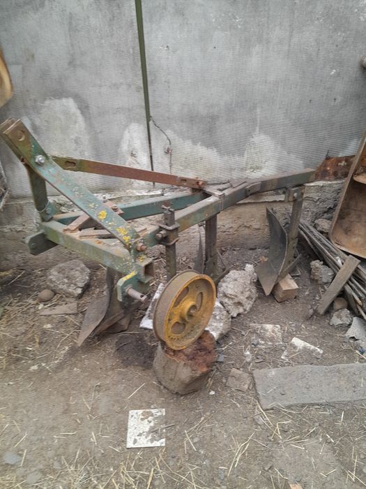 Продам плуг до міні трактора