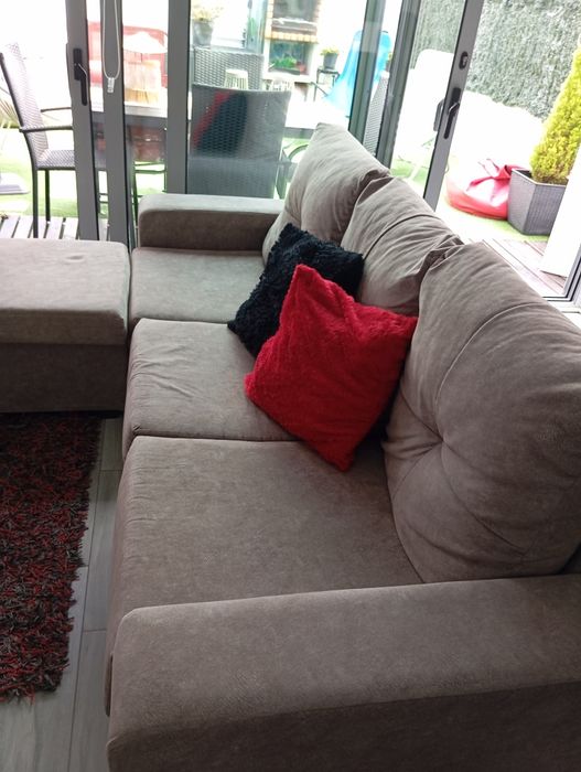 Sofá  com chaise long