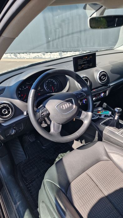 Audi A3 2015 LED CarPlay Navi EA211 Klima