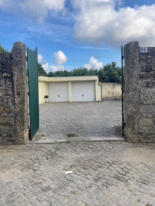 Garagem Box- Fanzeres