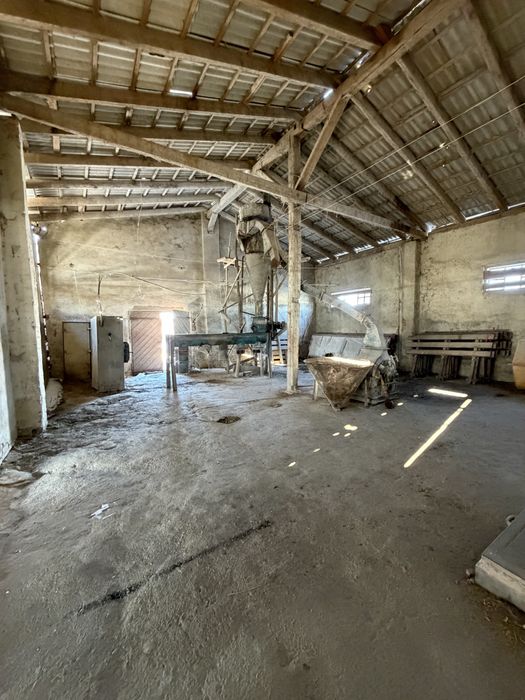 Продається складське приміщення