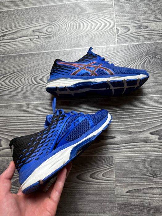 Кроссовки Asics Gel CUMULUS 19 размер 40,5 стелька 25,5