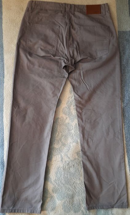 Джинсы "FERAUD" REGULAR FIT. Размер W34, L32. Новые.