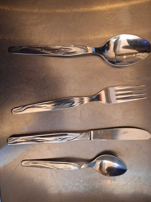 Tslheres variados como novos