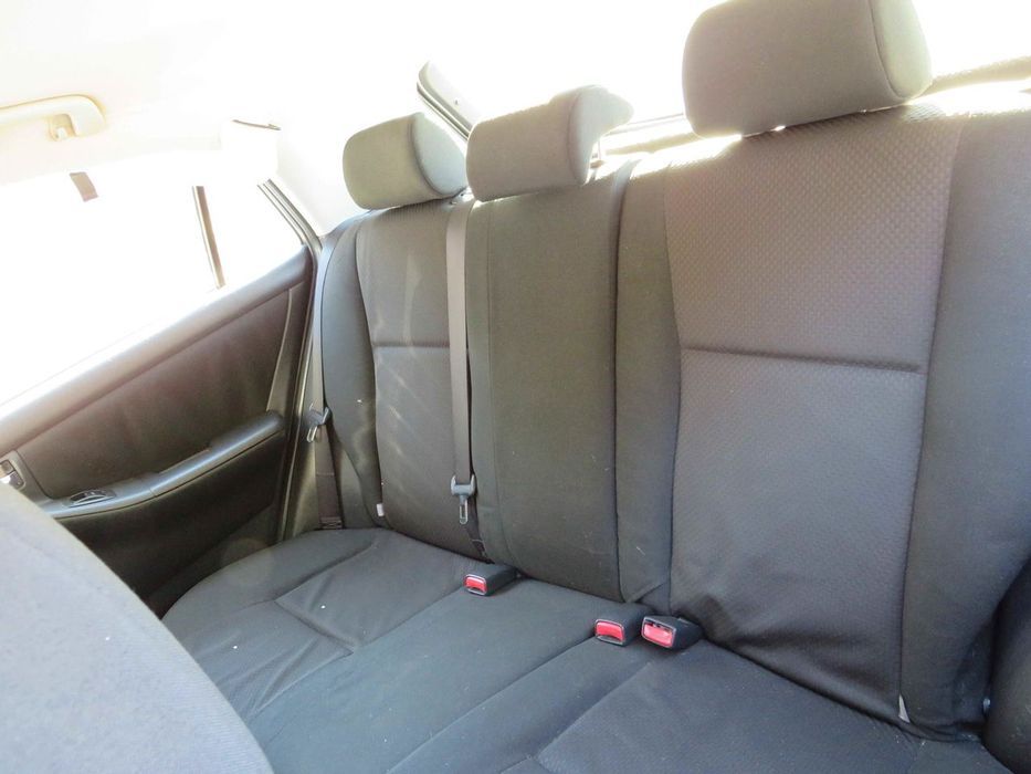 Toyota Corolla 1.4 D (90cv) de 2005 - Peças Usadas (8126)