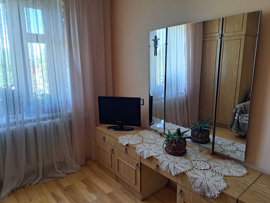 Продається квартира 3 кімнатна м.Борщів від власника.