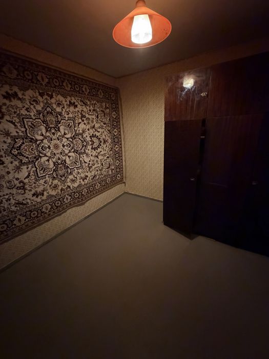 Продаж  3 кімнатної квартири  вул. Світла , р-н Ліски .