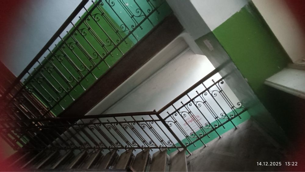 Продаж 3-кім квартира 78.7 м² 3/3ц вул.Дніпровська Терміново !120000$