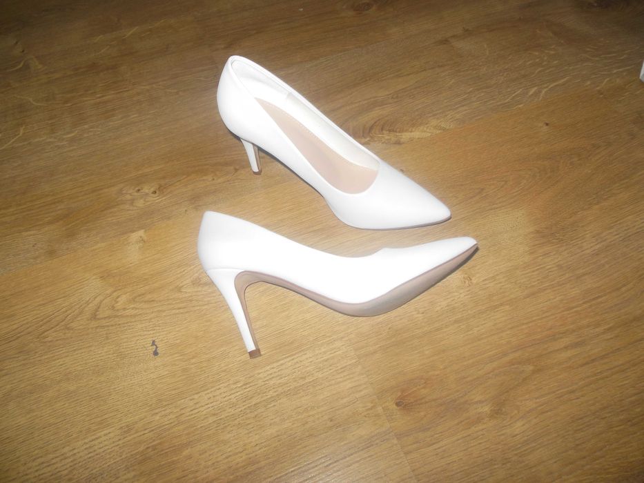 Sukania ślubna, bolerko, buty 38