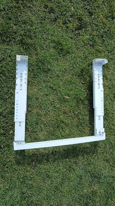 Łącznik do pralki i suszarki BEKO szerokość 60 cm
