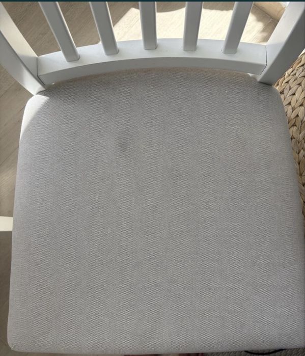 Conjunto mesa e 4 cadeiras