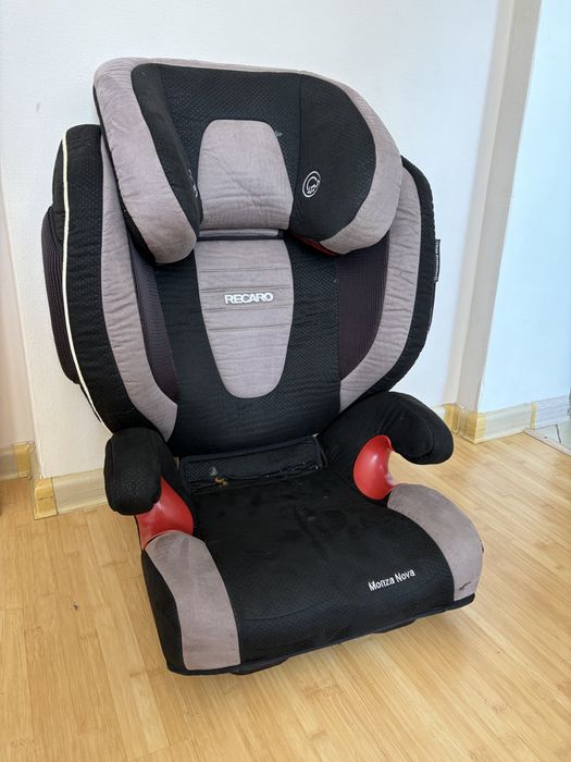 автокрісло RECARO Monza Nova (15–36 кг, ISOFIX/Seatfix)
