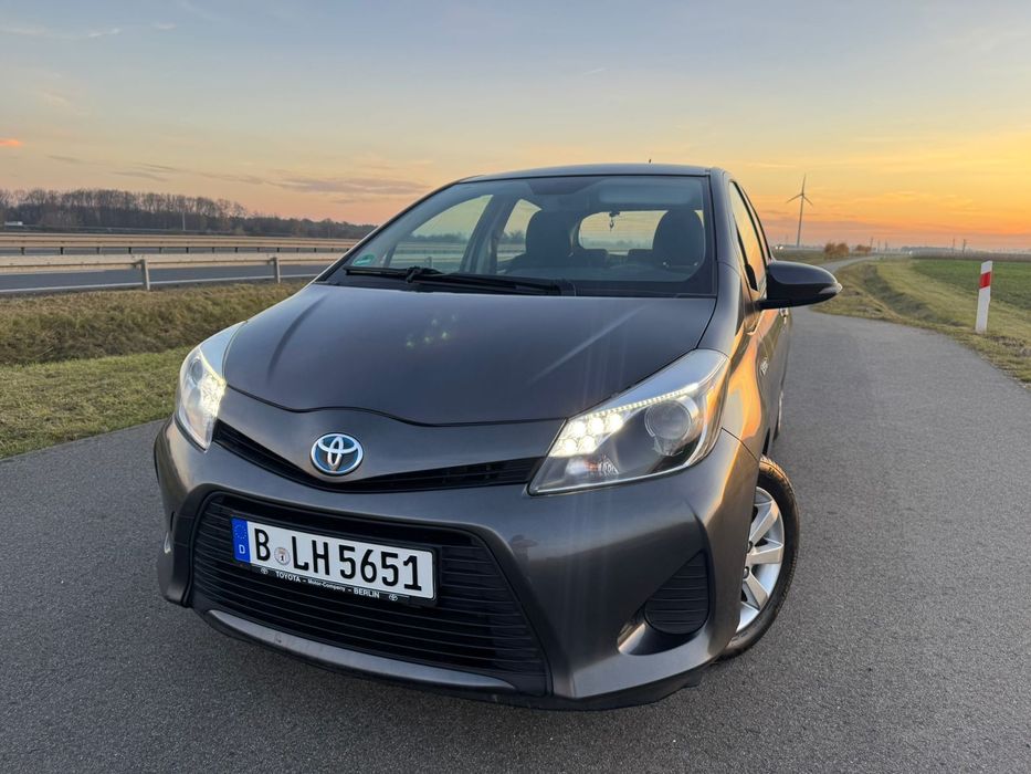 Toyota Yaris Super stan