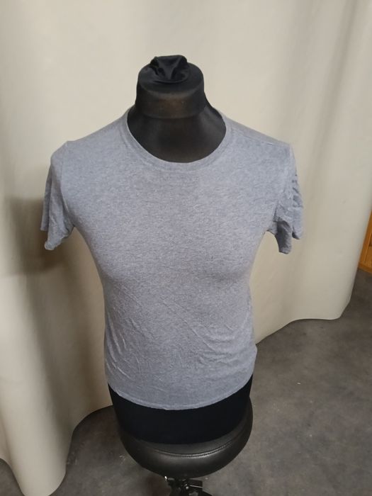 Sprzedam koszulkę damską Vince