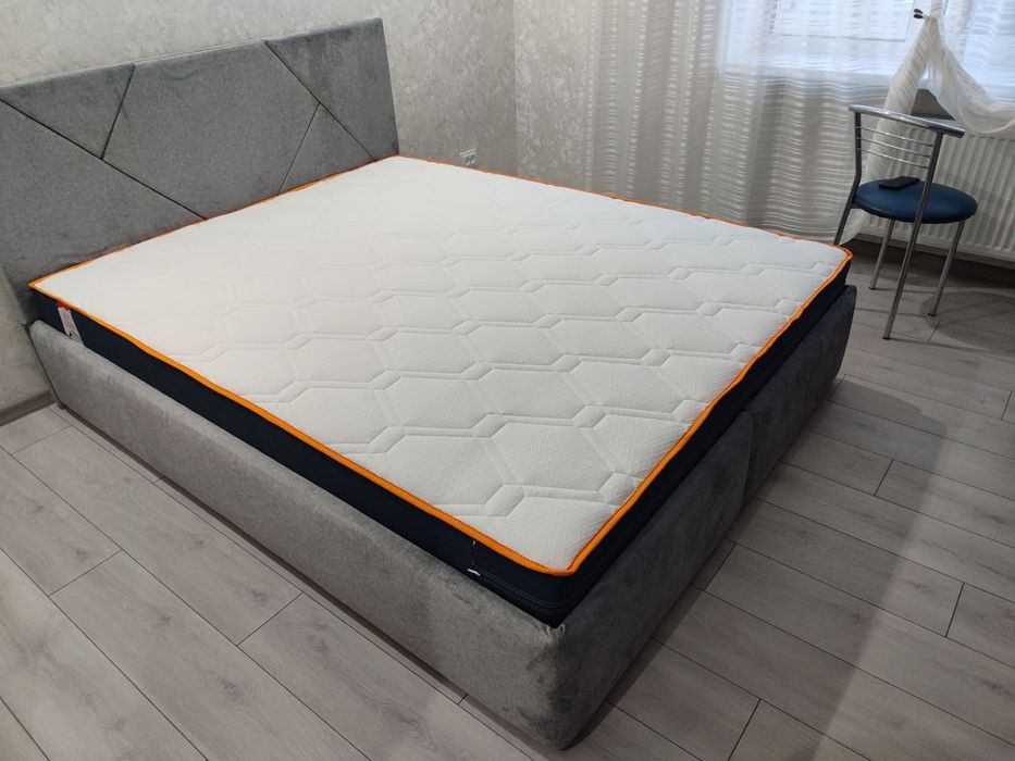 Меблі на замовлення Виготовлення м'яких меблів