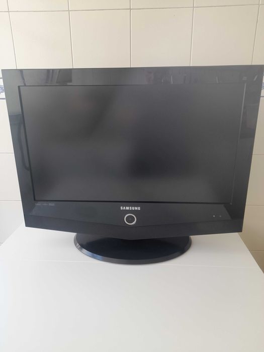 TV Samsung HD RE23EO 26”  Muito bom estado