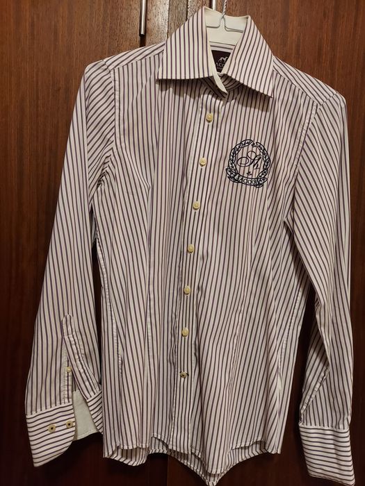Camisa feminina da Sacoor riscas Lilás e branca