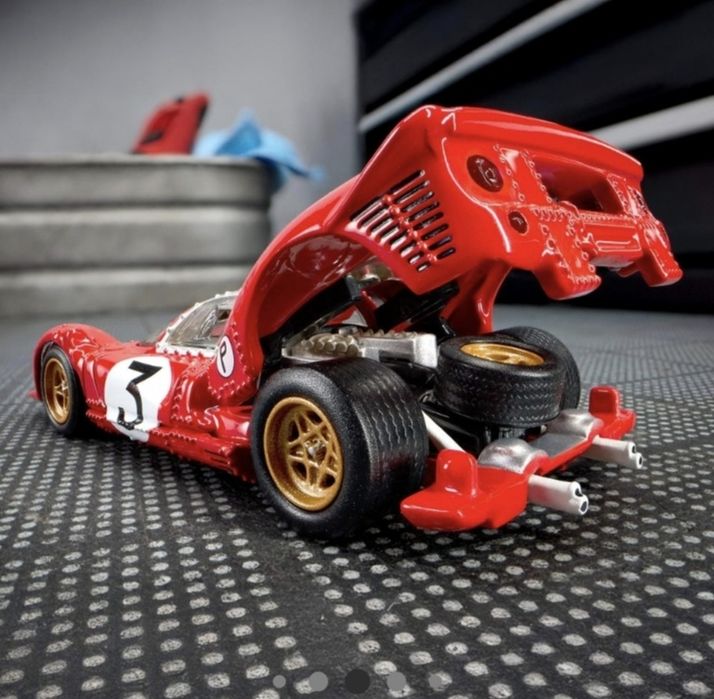Ferrari 330 P4 - 1967 Hot Wheels Elite 64