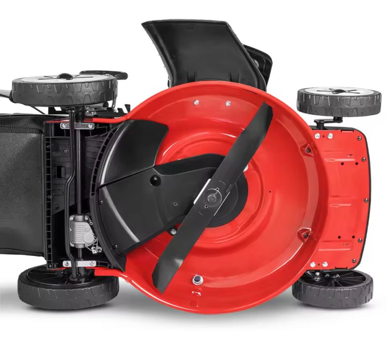 Maquina de cortar relva nova