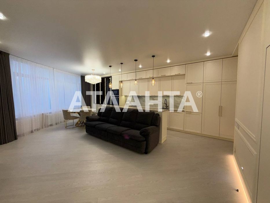 3-комнатная квартира. Приморский. Аркадия