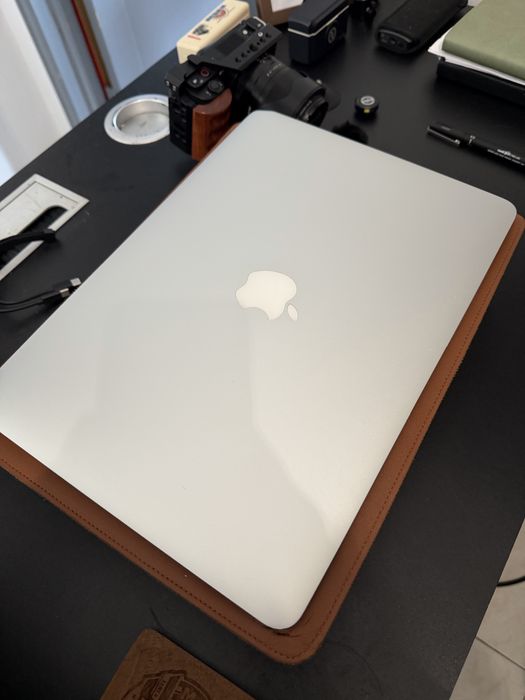 Macbook air 2017 8 ram 251 GB