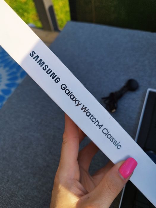 Smartwatch Samsung Watch 4 claasic.