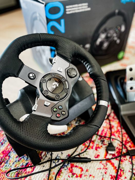 Kierownica Logitech G920 + Pedały – Xbox One/PC +Sensor Kinect gratis!