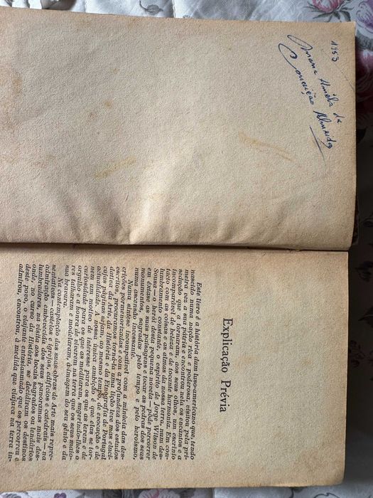 Livro antigo "A nossa Patria"