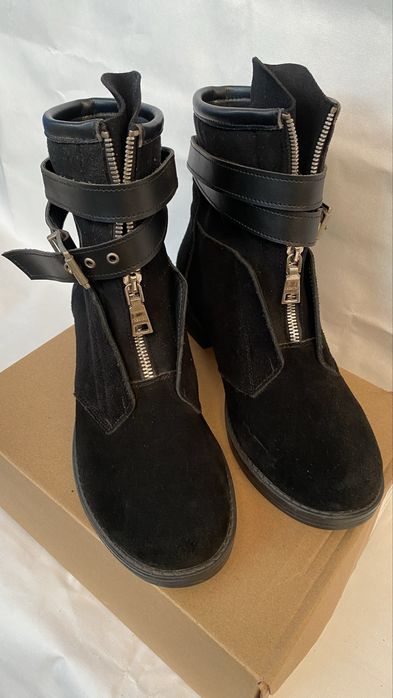 Ботинки жіночі з натуральної замші