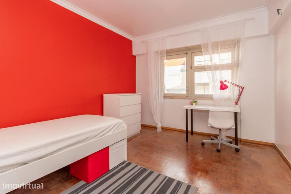 Quarto - localizado em Lisbon