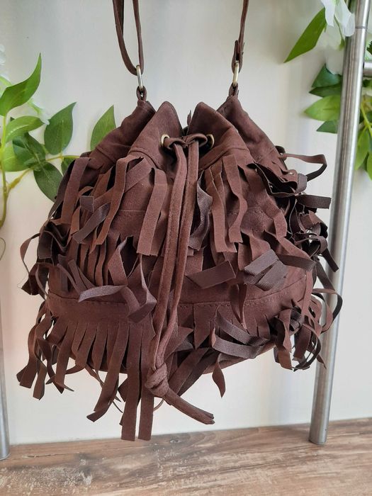Torebka na ramię brązowa frędzle boho torba eko zamsz zamszowa