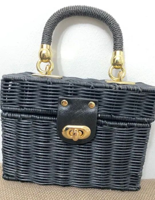 Torebka kuferek damski