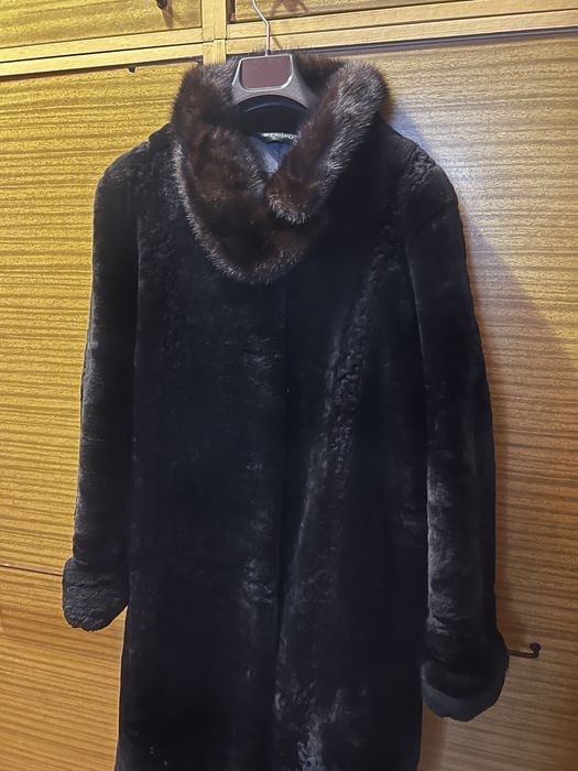 Шуба фірми Mykonos мутон