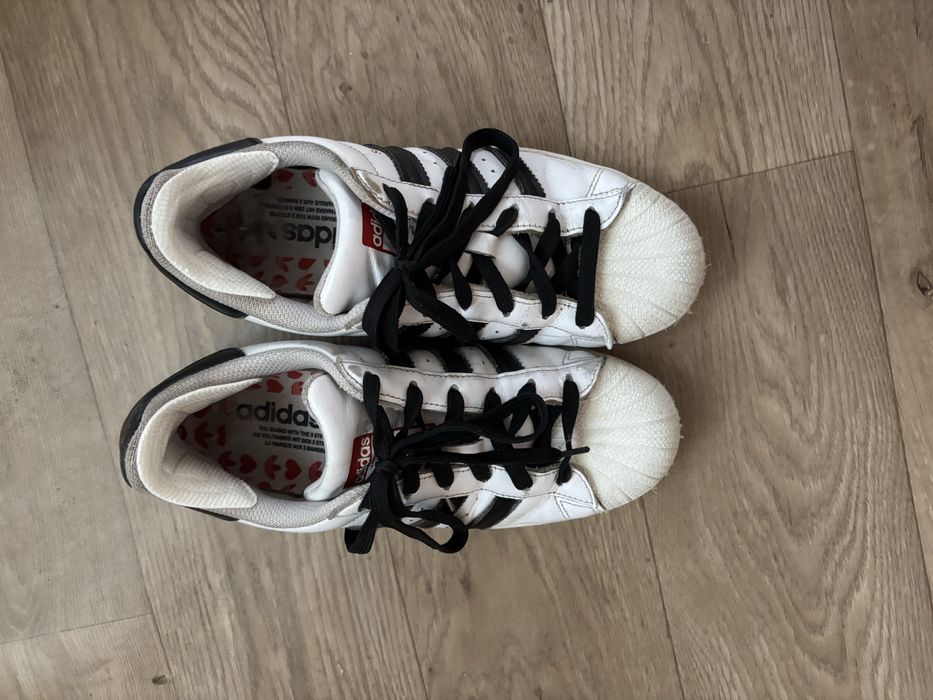 Adidas superstar