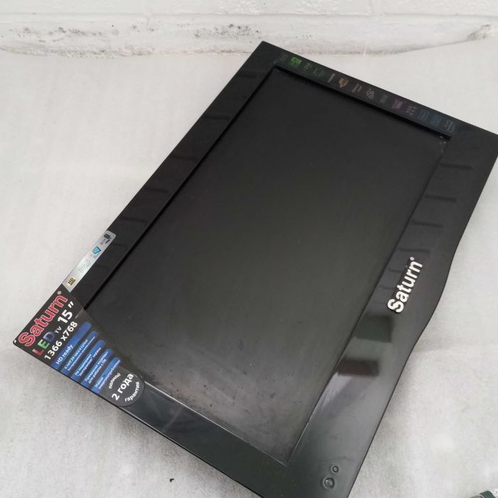 Телевизор Saturn led152 ( на запчасти)