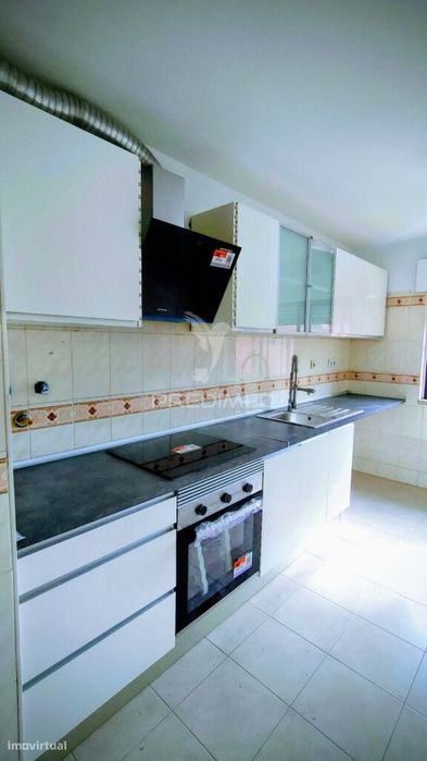 Boa Localização, no concelho de Sintra, apartamento T2