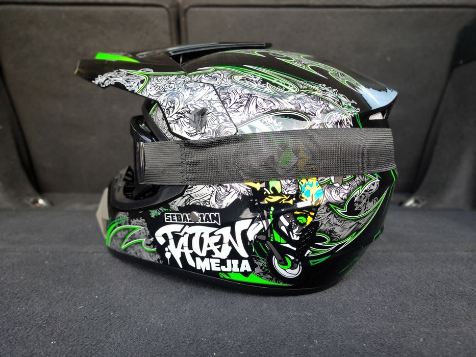 Кроссовый шлем Новый! + Очки