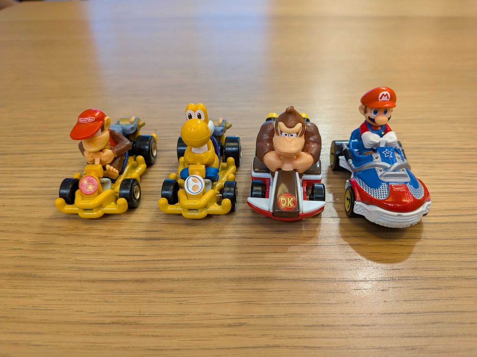 Hot Wheels Mario Kart – 4‑pak pojazdów (HDB22)