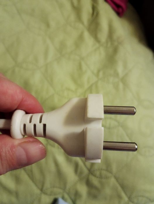 Продам фен Saturn