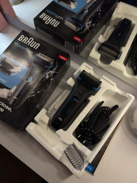 Електробритва BRAUN WF2s