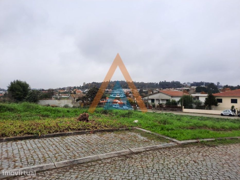 Lote de Terreno — Fornos, Aveiro