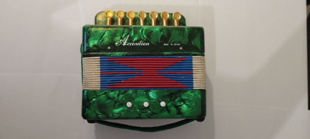 Portable Mini Accordion64365260874369120