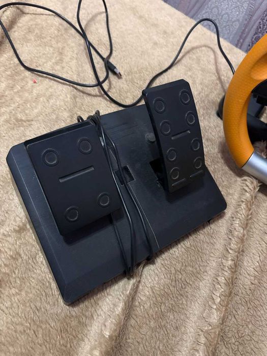 Ігровий руль для ПК